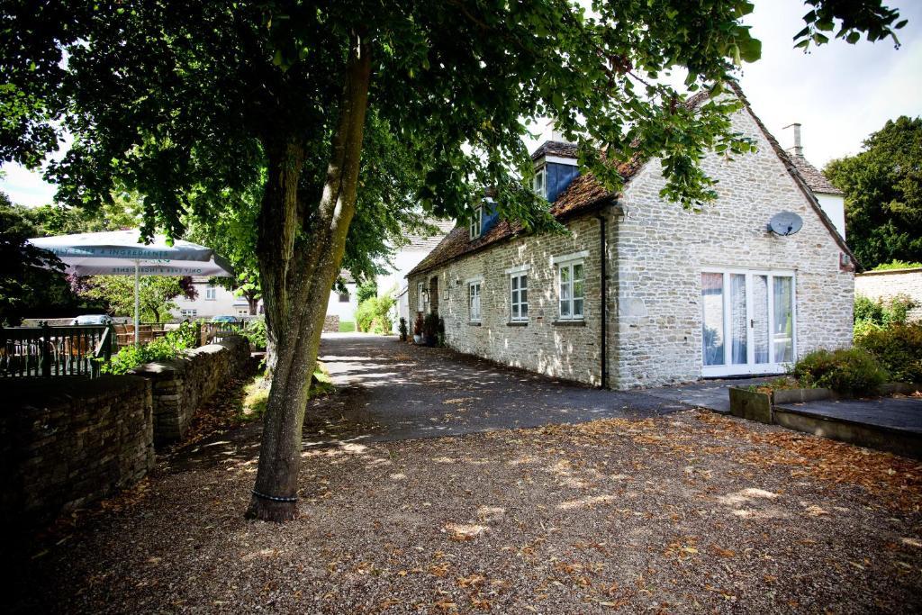 Bodkin House Hotel Little Badminton ภายนอก รูปภาพ